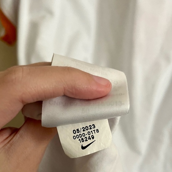 Buccaneers Rewind Ringer Women’s Tee - Picture 7 of 11